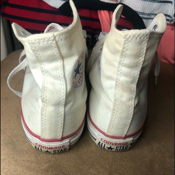 Classic White Converse - Picture 4 of 7